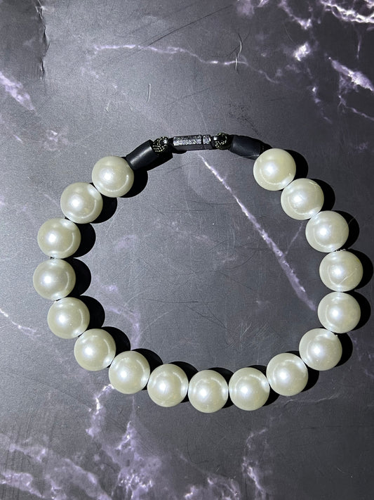 Pearl Beaded Collar