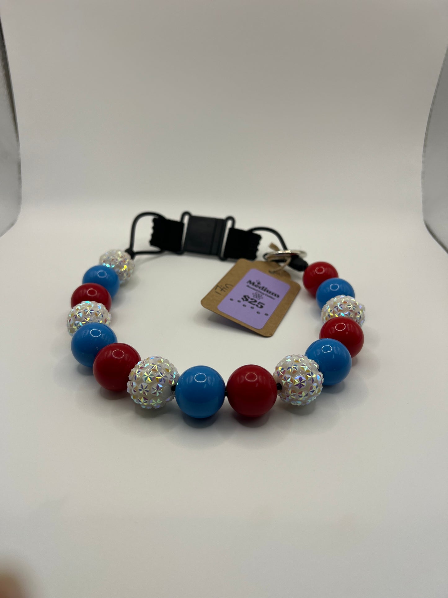 American Medium Beaded Collar